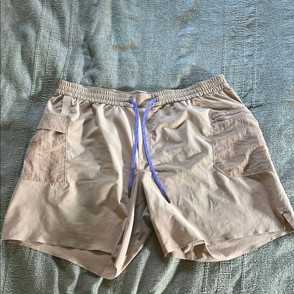 Lululemon Water-Repellent Men’s hiking short 8” inseam | Pink/clay